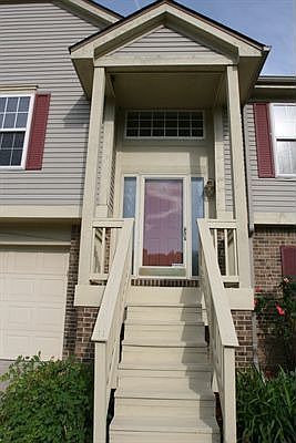 3rd image of 6677 Summerdale Ct W