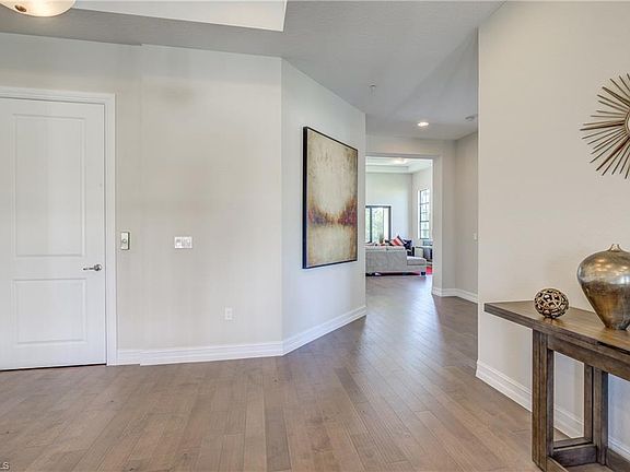 4th image of 2496 Breakwater Way Unit 14202