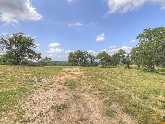 5th image of 338 Sheridan Dr