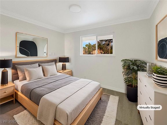 4th image of 2578 Paradise Village Way