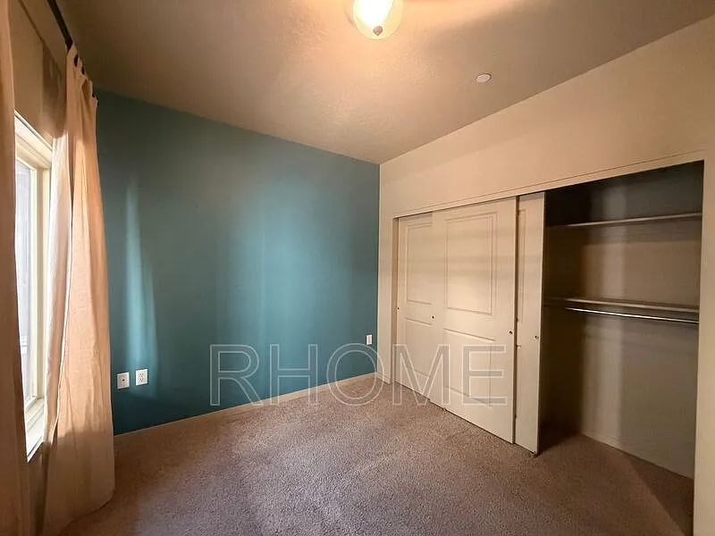 3 bed, 2.0 bath, 1150 sqft, $1,799 — Photo 4