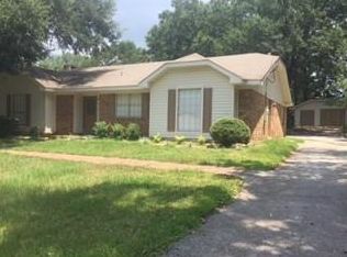 3150 Western Woods Dr, Mobile, AL 36618