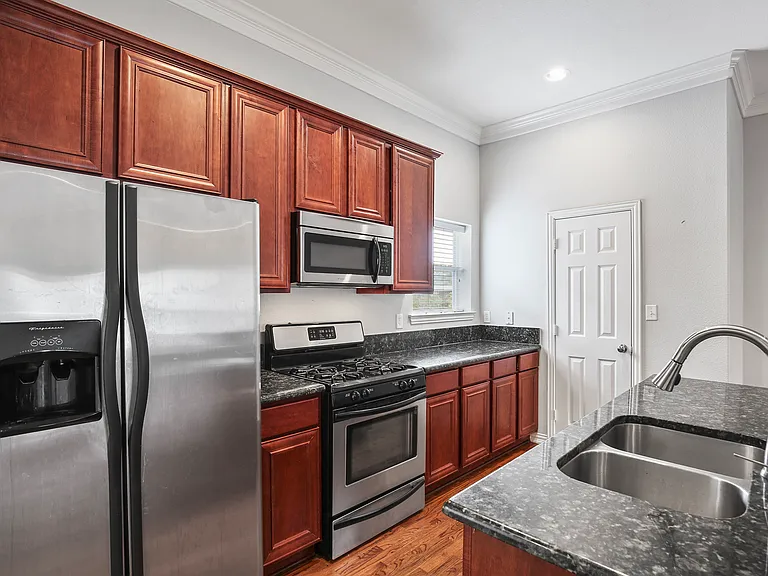 3119 Cedarplaza Ln #303 — Photo 9