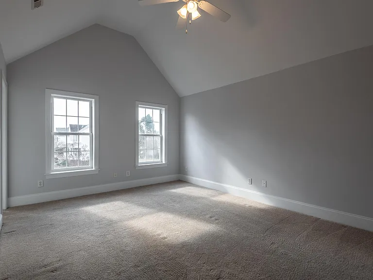 201 Pin Oak Ct — Photo 30