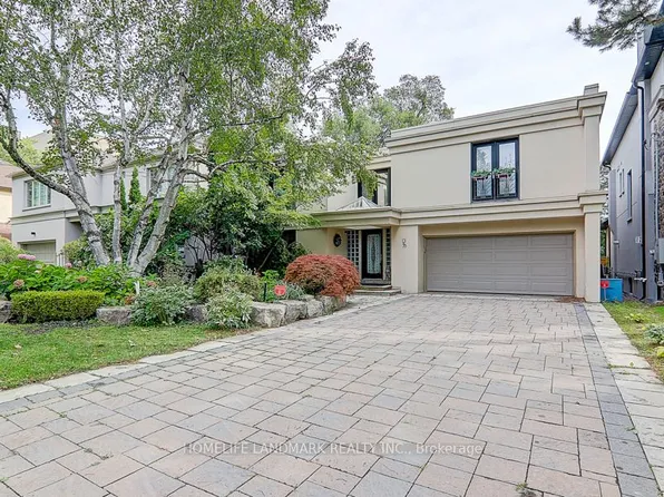 35 Gardiner Rd E, Toronto, ON M5P 3B6