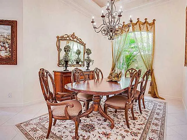 114 Tranquilla Dr — Photo 3