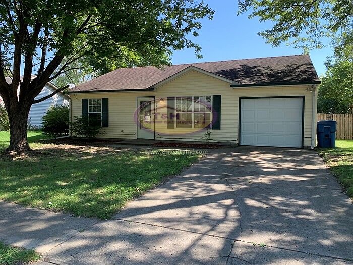 1st image of 2811 N Heatherlea Dr