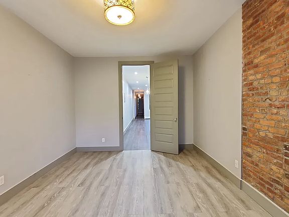 3rd image of 261 Linden St APT 2R