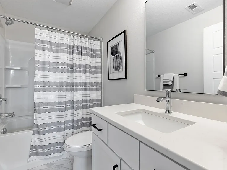 924 Lincoln Way — Photo 19