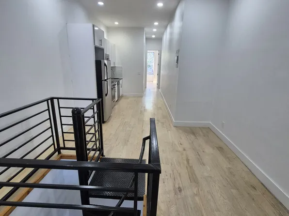 157 Wilson Avenue image 1 of 12