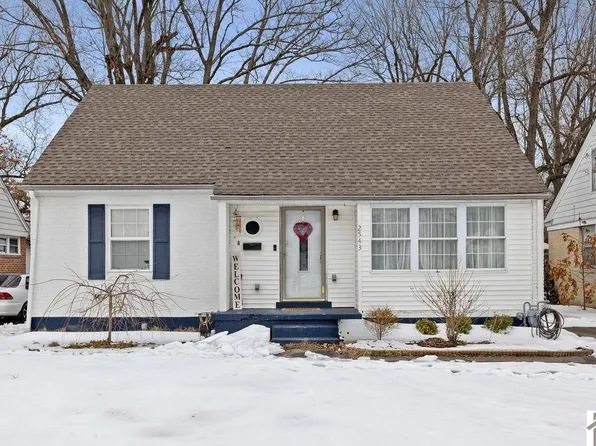 2543 Clay St, Paducah, KY 42001