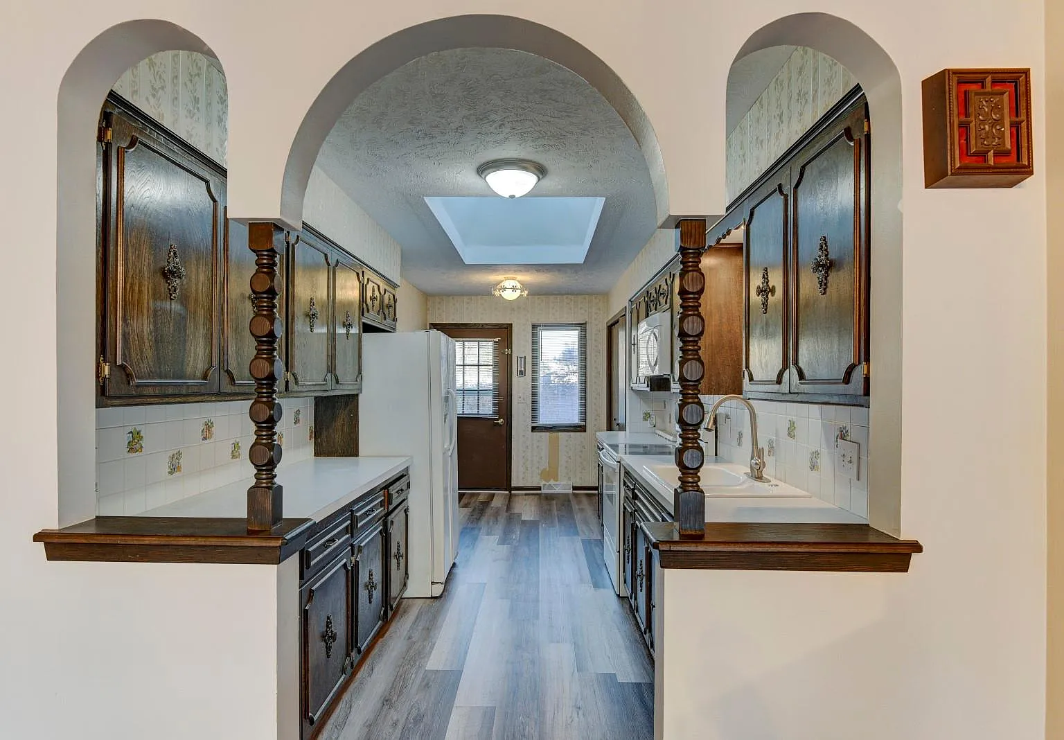 2 bed, 1.5 bath, 1300 sqft, $1,300 — Photo 3