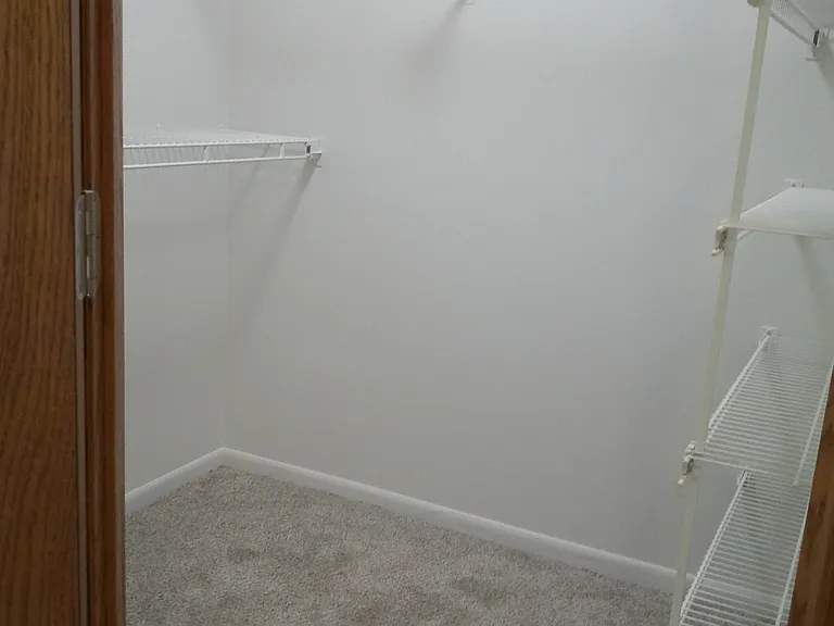 Oak Pointe Apartments — Photo 66