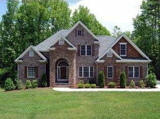 3416 Jonesberry Rd, Matthews, NC 28105