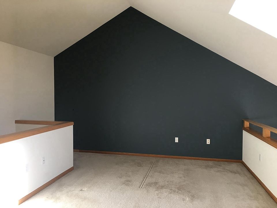 2nd image of 210 Junction Rd APT 210
