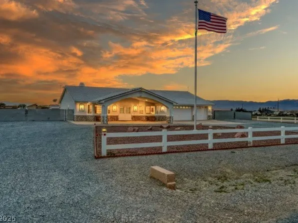 3221 Cactus St, Pahrump, NV 89048