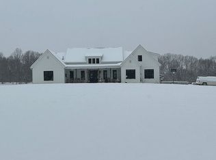 4672 Washington Rd, Greenbrier, TN 37073