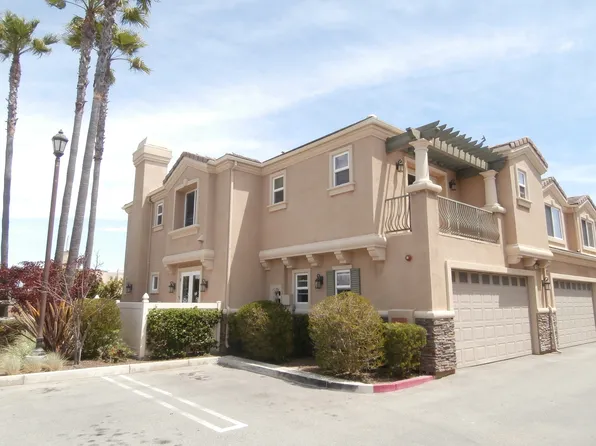 7255 Lisamarie Ct, Huntington Beach, CA 92648