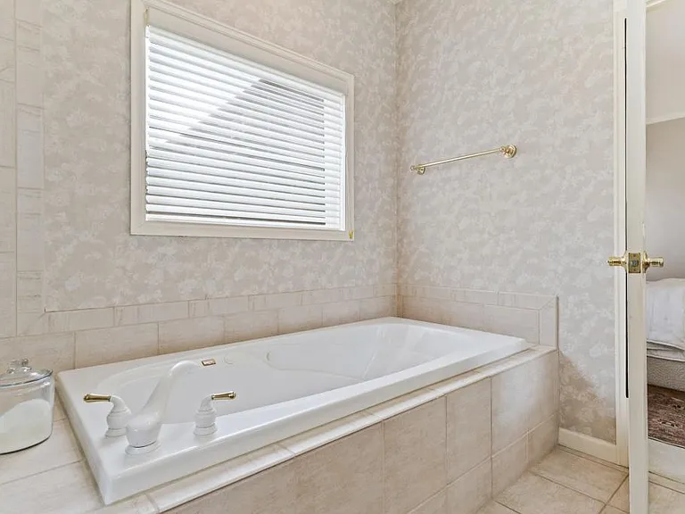 3830 Brushland Ct — Photo 38