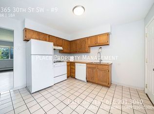 2365 30th St SW APT 9, Wyoming, MI 49519