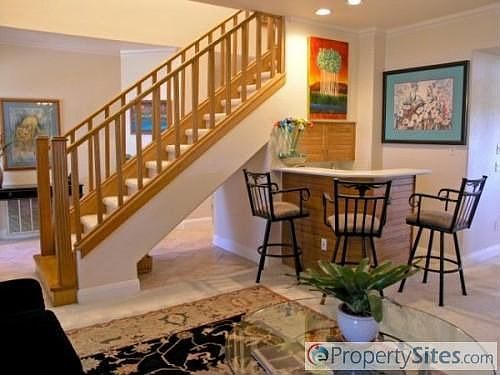 3rd image of 5807 Cyrilla Dr