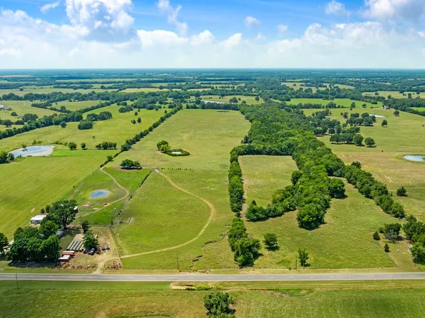 2606 Farm Road 412, Clarksville, TX 75426