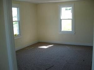 3rd image of 2039 Whitford Ave #S