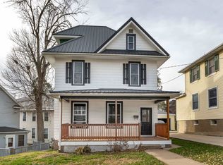 661 Harvard St, Dubuque, IA 52001