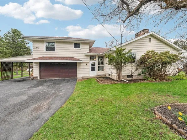 12339 West Ave, Chaffee, NY 14030