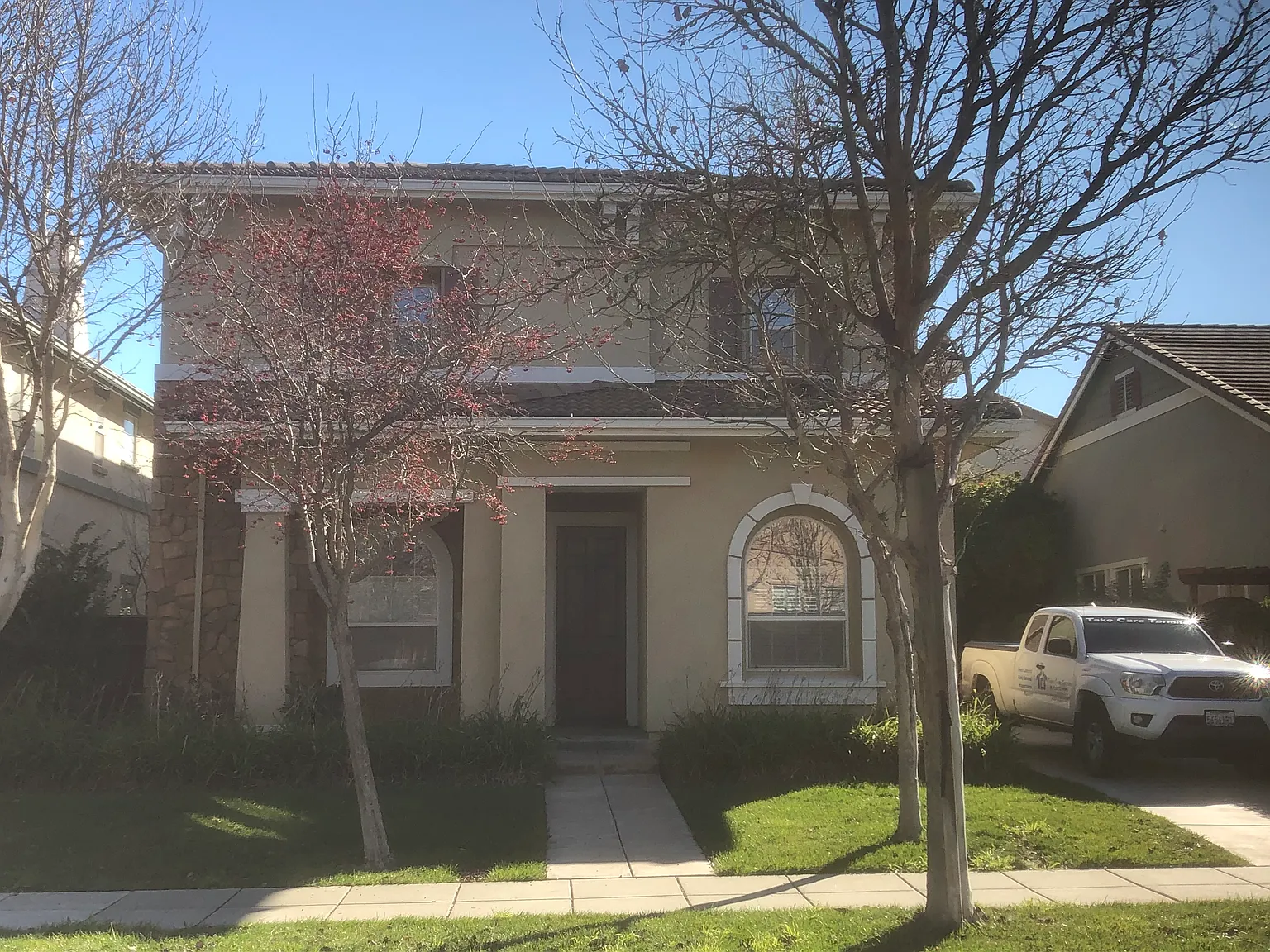 682 S Vecindad St photo 1