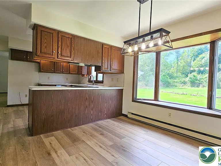 2810 County Line Rd — Photo 8