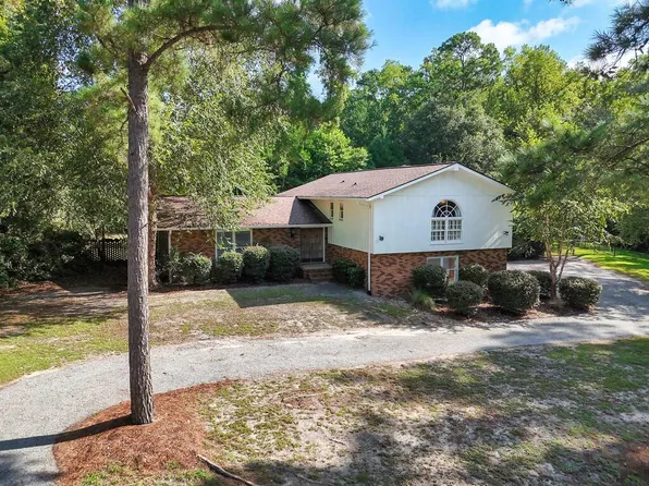 3 Woodridge Rd, Moultrie, GA 31768