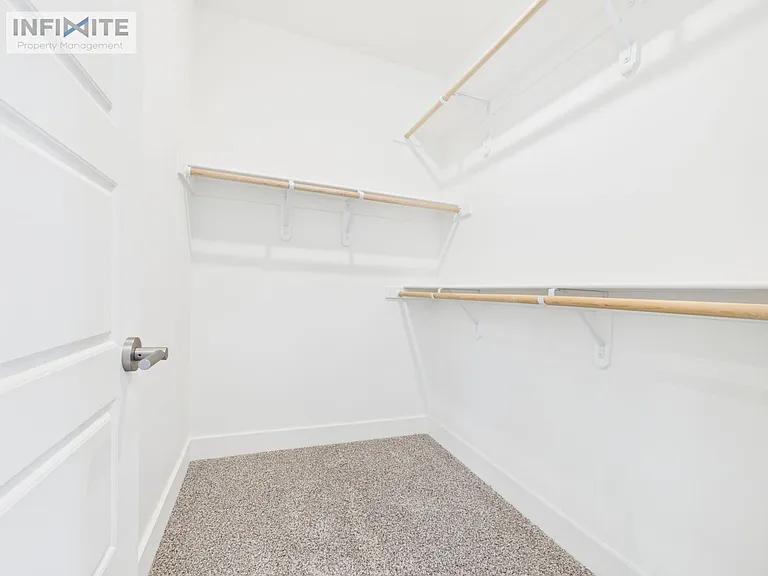 4814 Briarwood Ln — Photo 7