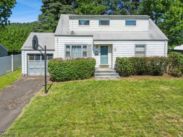 442 Oakridge Ave, North Plainfield Boro, NJ 07063