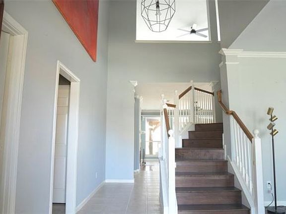 3rd image of 3713 Havenlake Dr