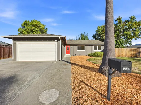 1208 Eric Court, Rohnert Park, CA 94928