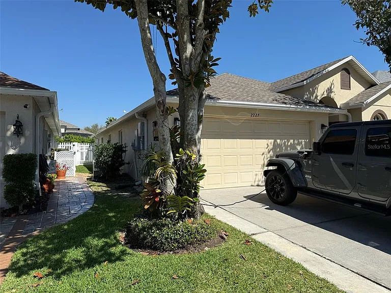 2227 Oakington St — Photo 3