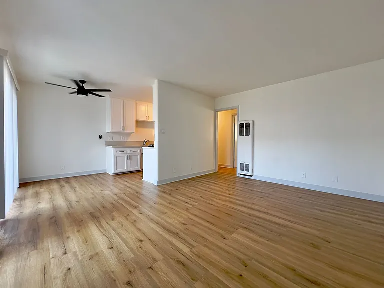 1142 1st Street — Photo 2