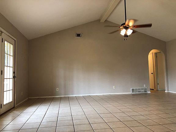 4th image of 3869 Honeysuckle Ln