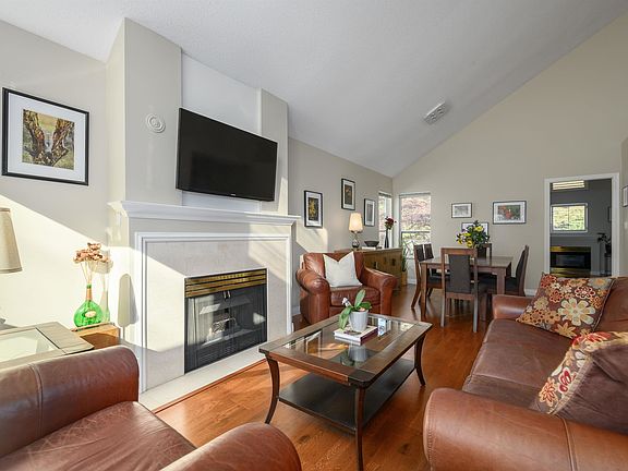 4th image of 4055 Indian River Dr #29