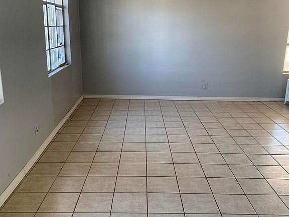 4th image of 8108 La Paloma Cir
