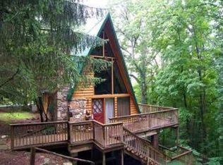 961 Cliff Branch Rd, Gatlinburg, TN 37738