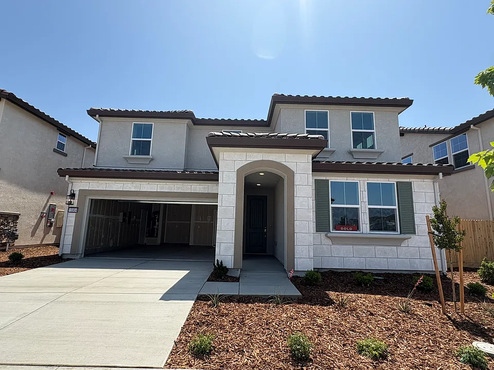 15904 Bandon Ln