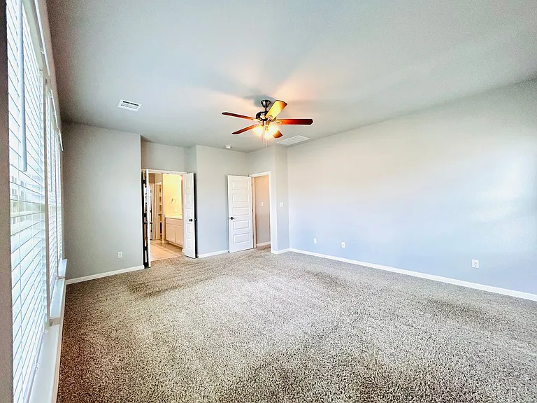 1156 Capra Ln — Photo 15