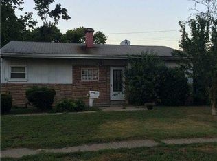 22 Emerald Ln N, Amityville, NY 11701
