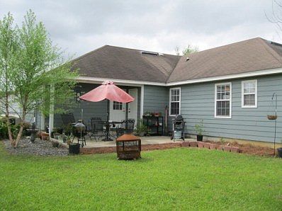 3rd image of 3728 Kendall Ct