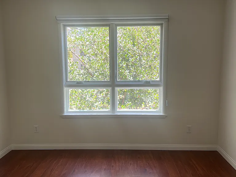 Bedroom wiht Blinds Open