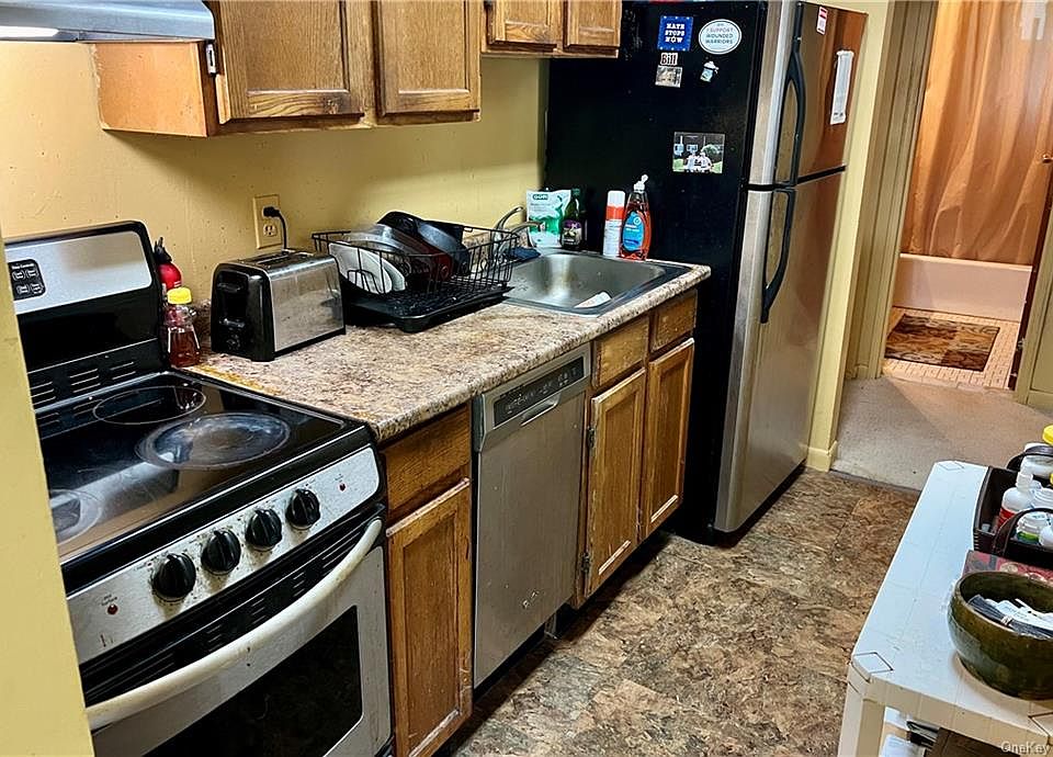 Cornwall Manor 41 Manor Dr Cornwall NY Zillow