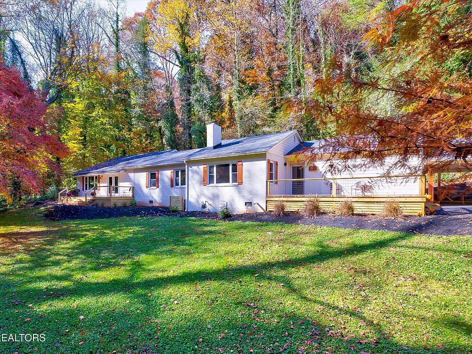 1st image of 4705 Appleby Ln
