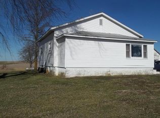 17107 E Frank Rd, Ewing, IL 62836